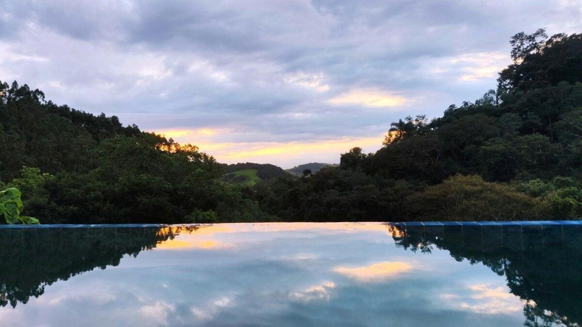 Chale Do Lago Super Luxo Cunha Buitenkant foto
