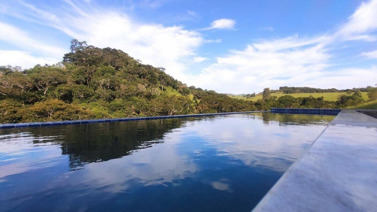 Chale Do Lago Super Luxo Cunha Buitenkant foto